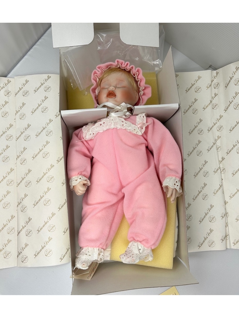 Elizabeth's Homecoming Baby Book Treasures Collection Knowles Dolls 1989